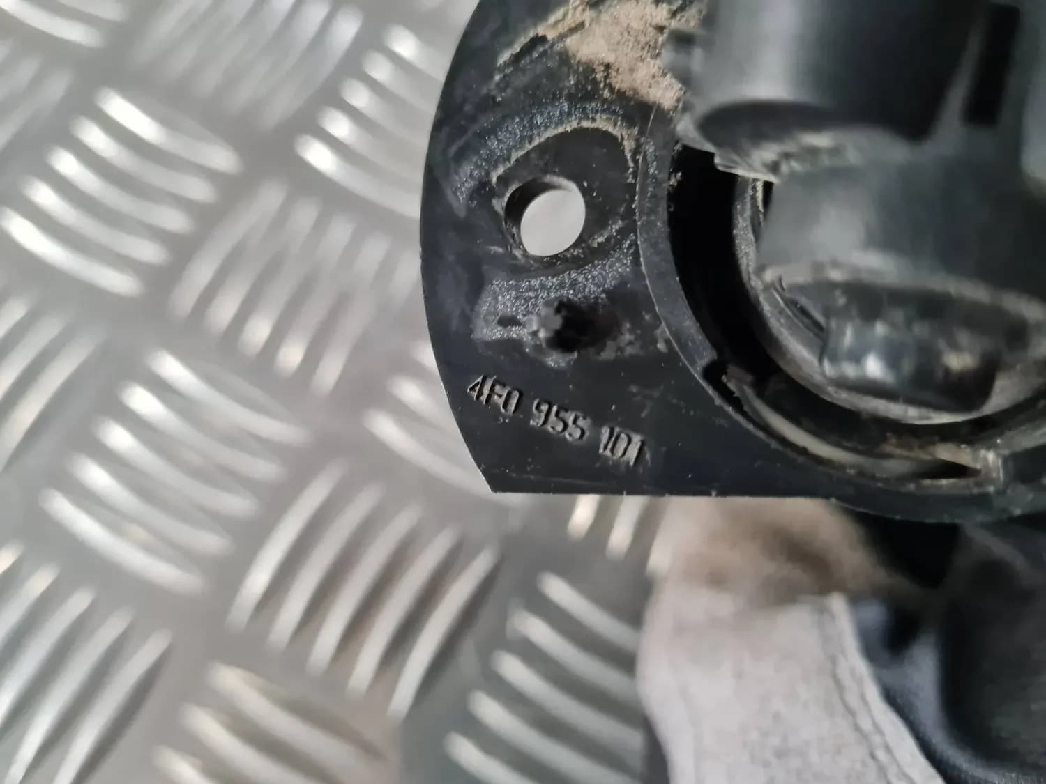 Scheibenwaschdüse AUDI A6 2008 - foto 2