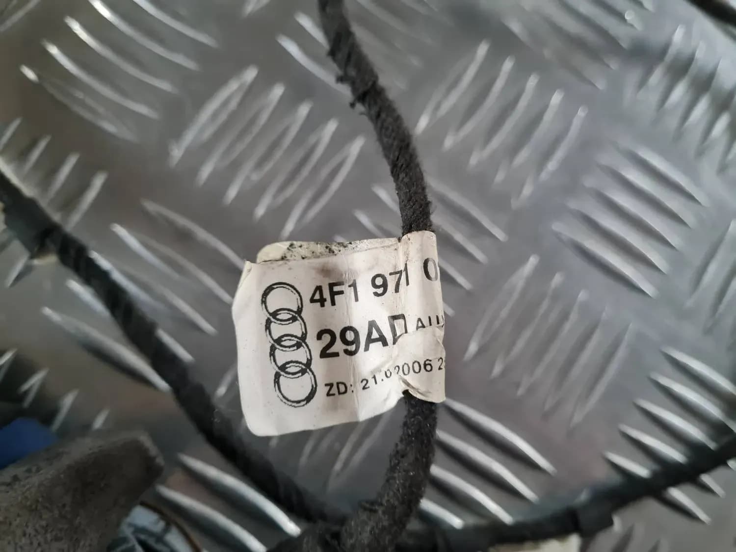 Türdrähte AUDI A6 2008 - foto 3
