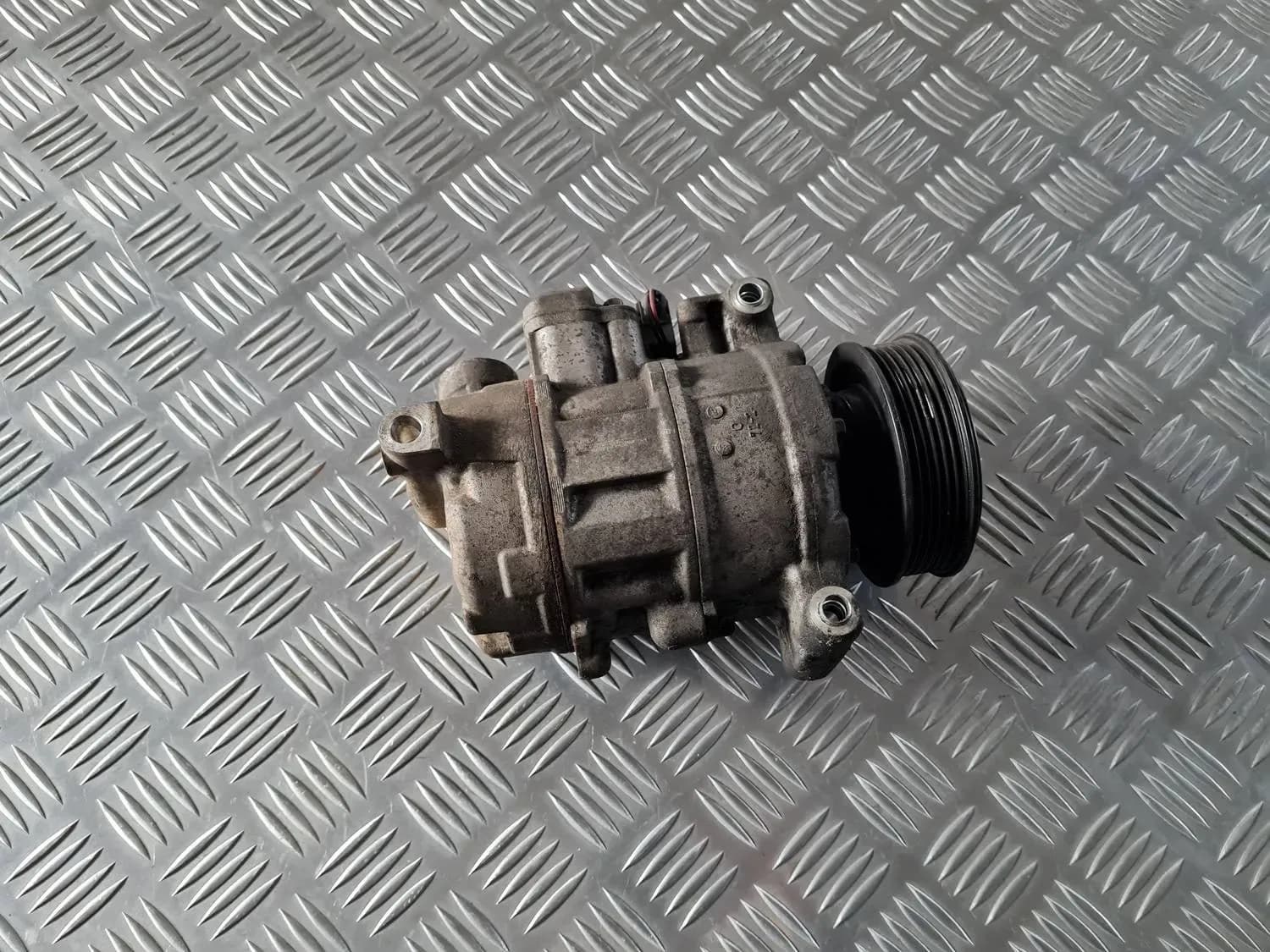 Klimakompressor AUDI A6 2008 - foto 7