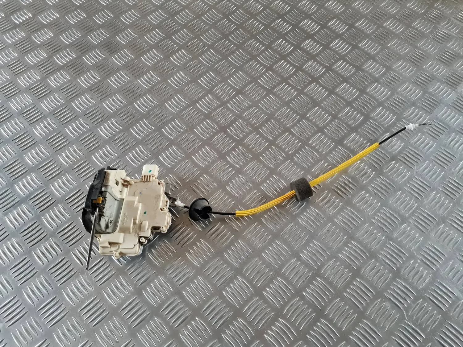 Türschloss hinten links AUDI A6 2008