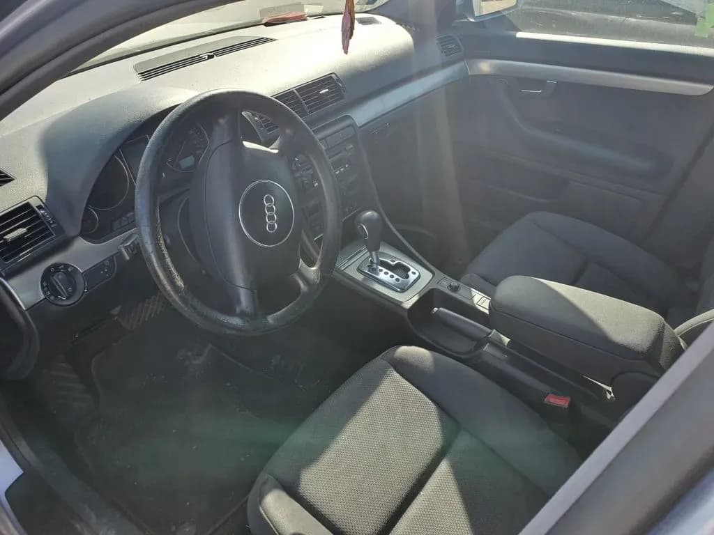 Foto des zerlegten Fahrzeugs 4