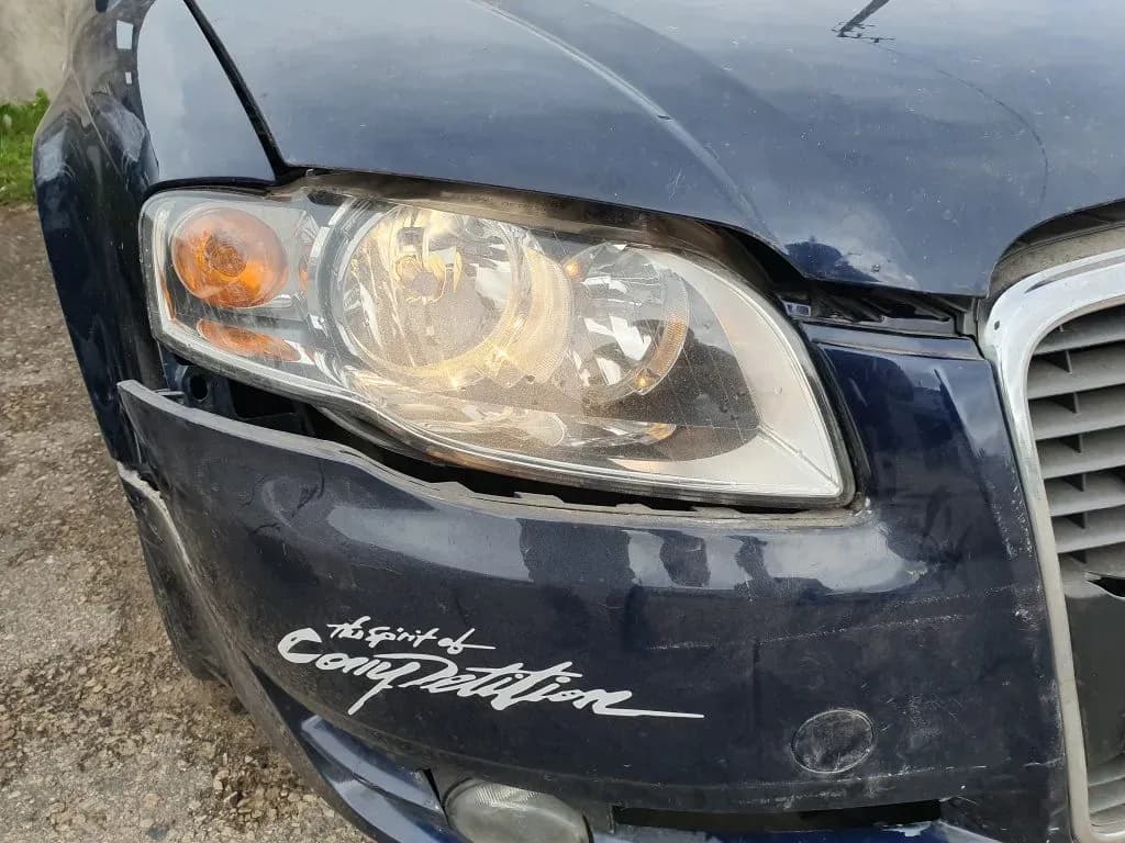 Foto des zerlegten Fahrzeugs 4