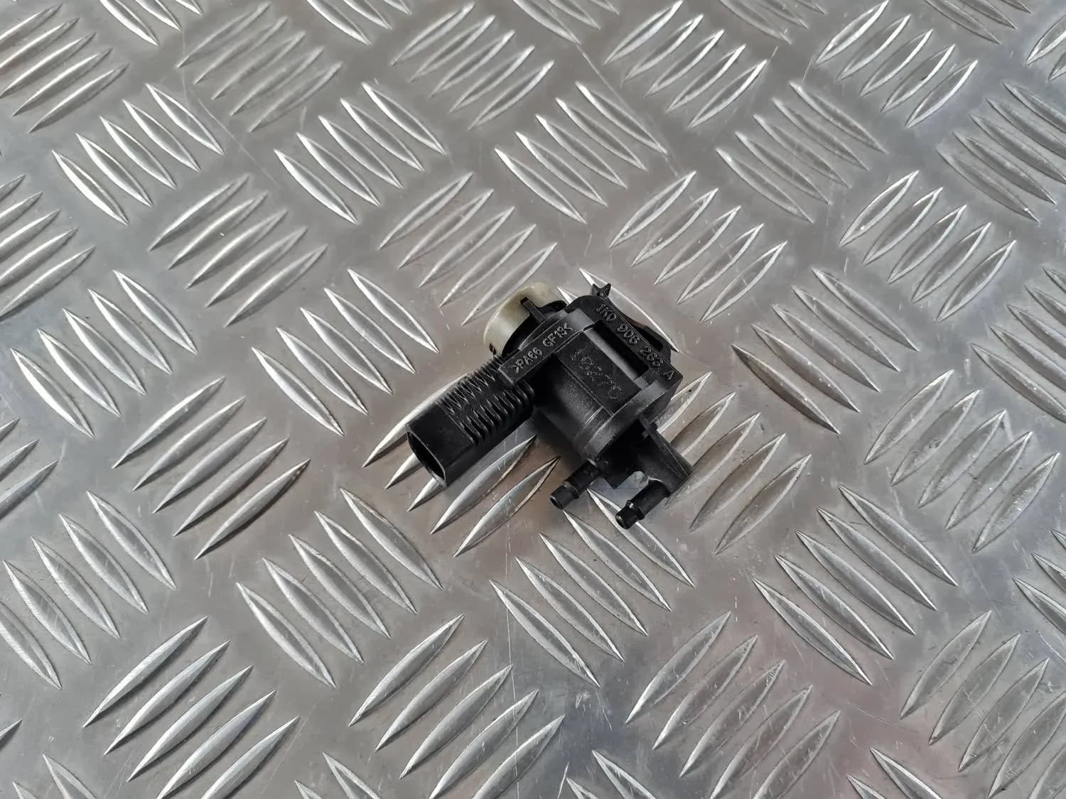 Unterdruck-Magnetventil AUDI A6 2008 - foto 3