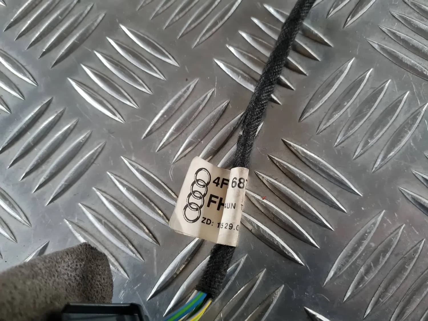 Kabel für elektrischen Fensterhebermotor AUDI A6 2008 - foto 5