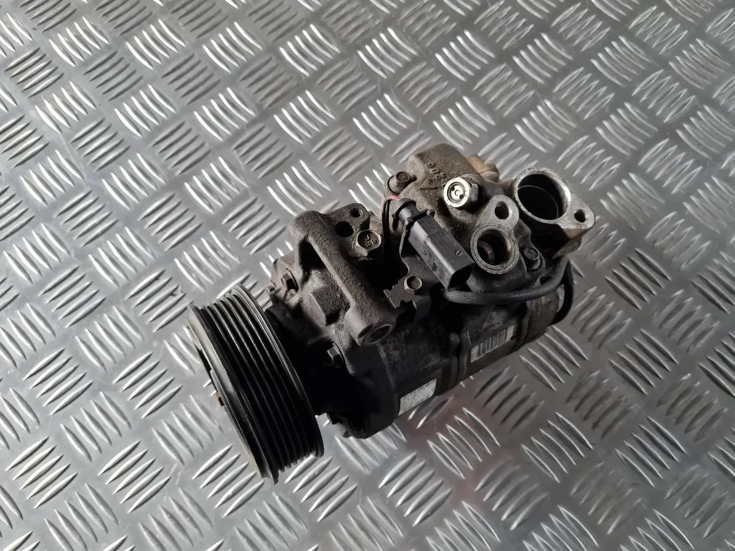 Klimakompressor AUDI A6 2008 - foto 4