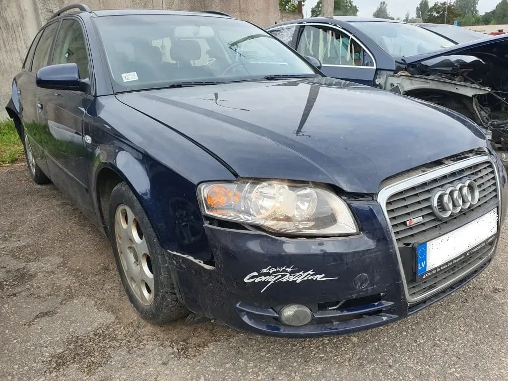 Foto des zerlegten Fahrzeugs 2
