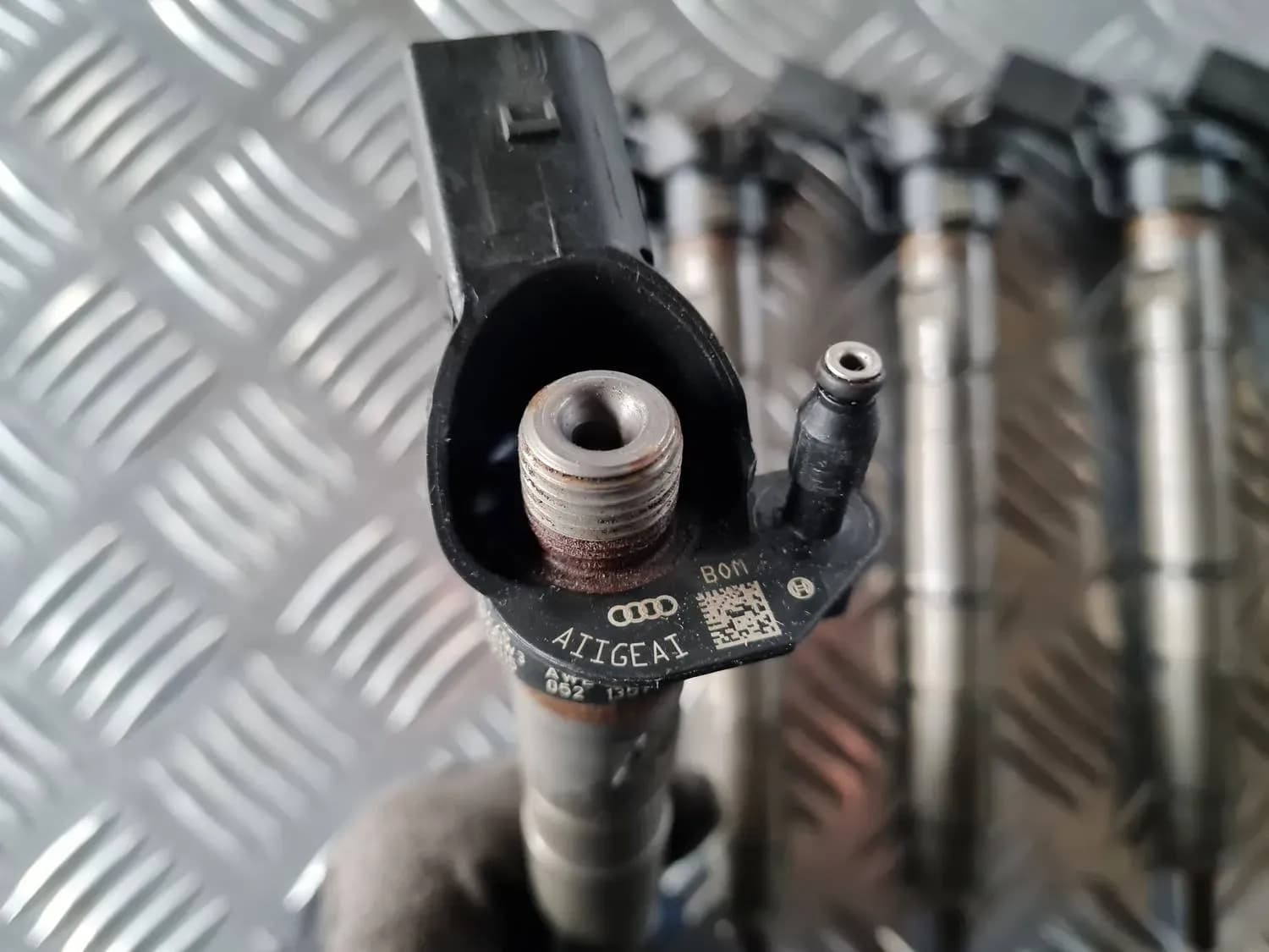 Einspritzdüse AUDI A6 2008 - foto 8