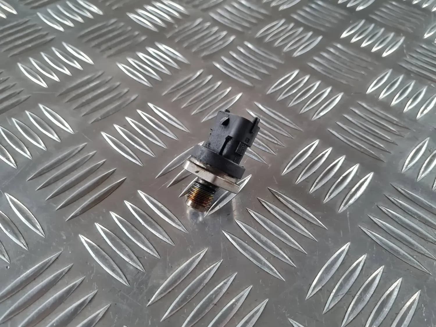 Kraftstoffsensor RENAULT SCENIC III 2011 - foto 1