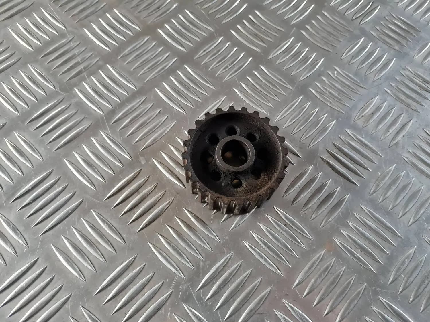 Hochdruck-Kraftstoffpumpengetriebe AUDI A6 2008 - foto 1