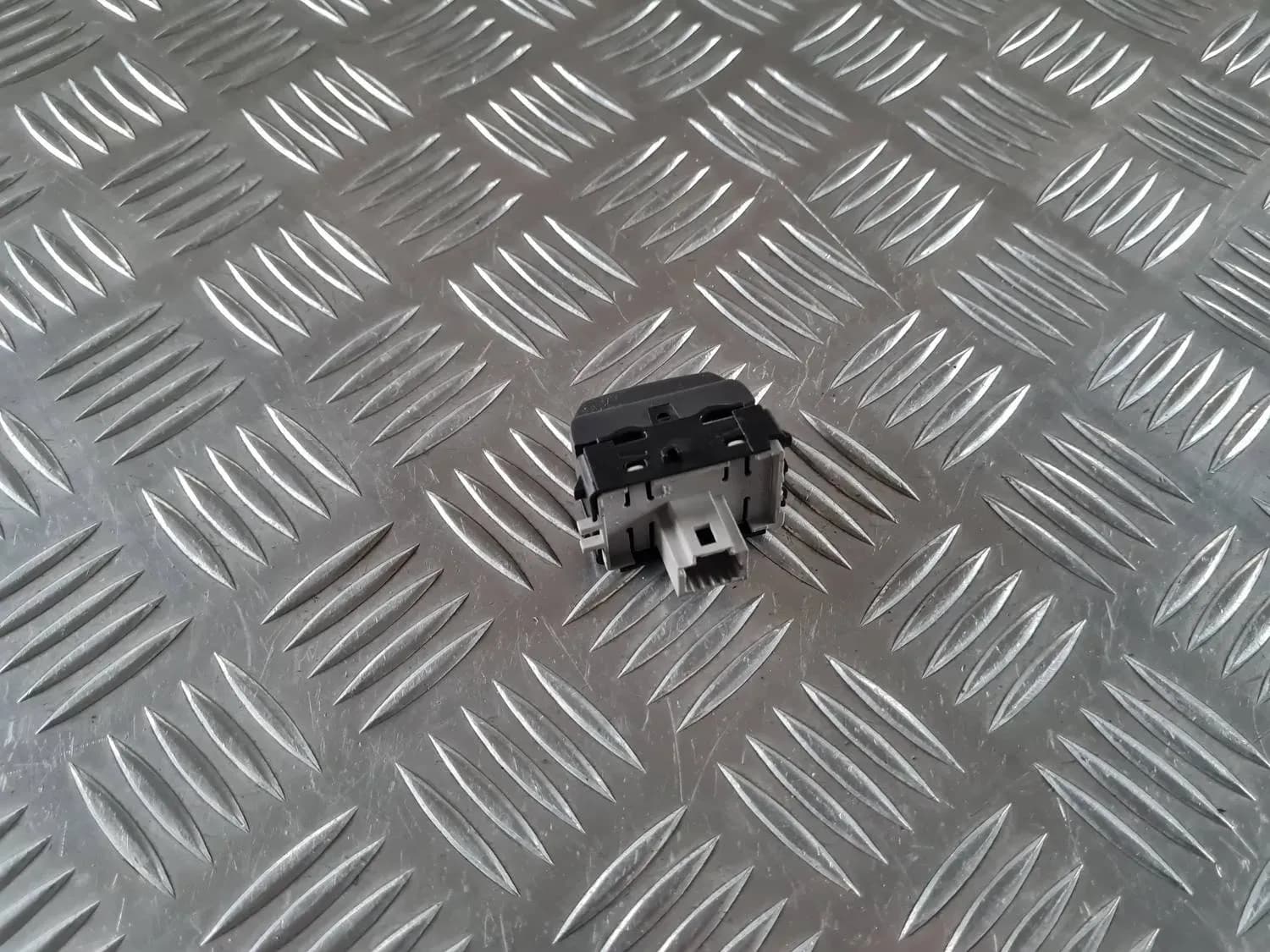 Taste zur Einstellung der Lichthelligkeit RENAULT SCENIC III 2011 - foto 2