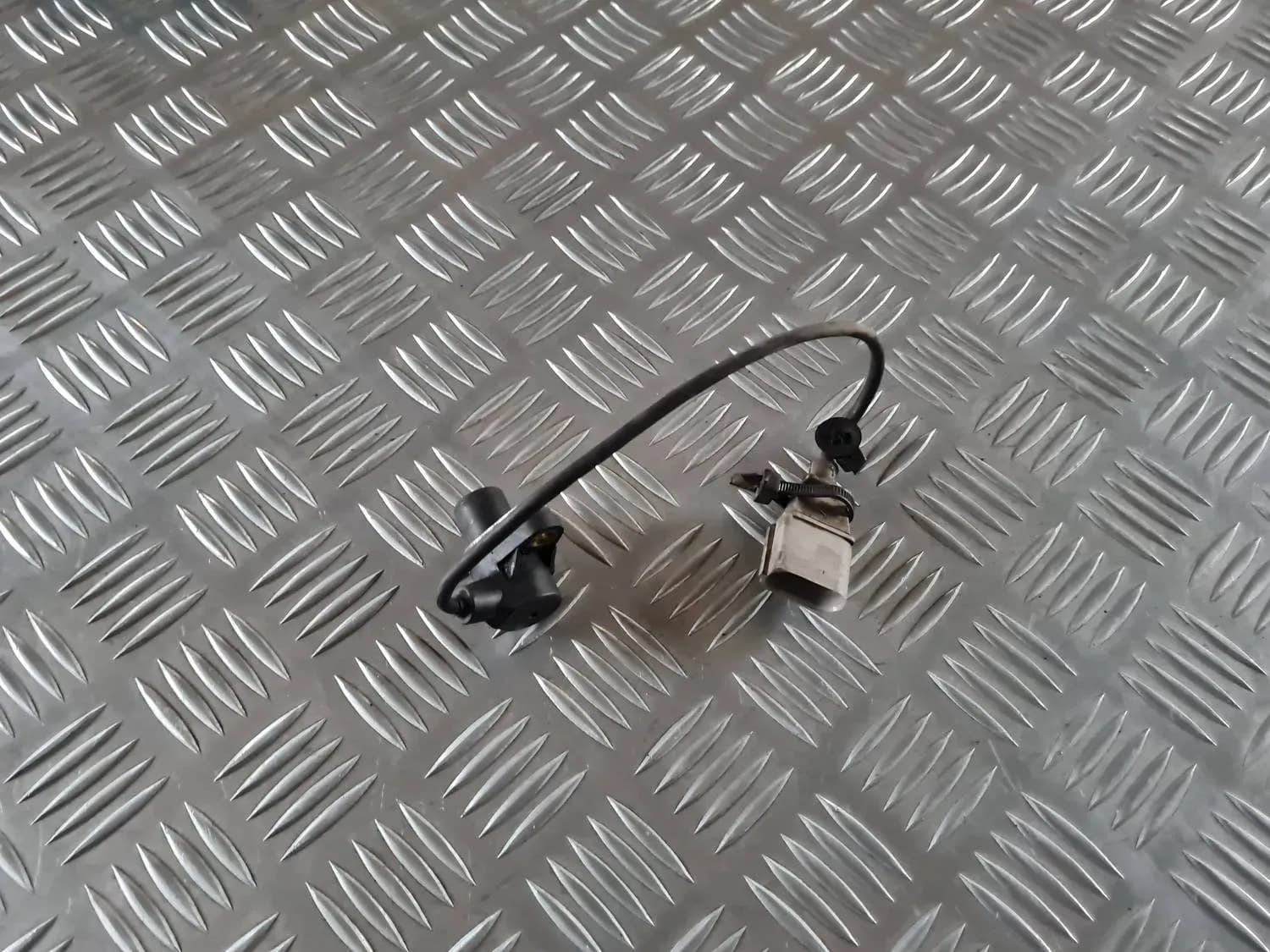 Kurbelwellensensor AUDI A6 2008 - foto 2