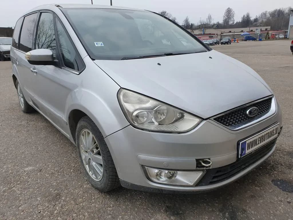 Foto des zerlegten Fahrzeugs 2