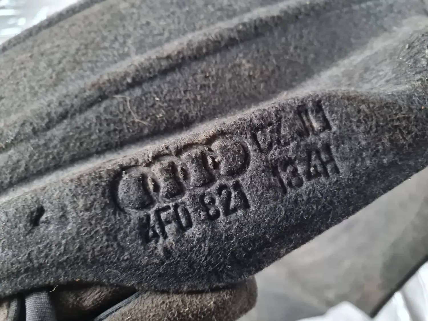 Vorderer linker Innenkotflügel AUDI A6 2008 - foto 2
