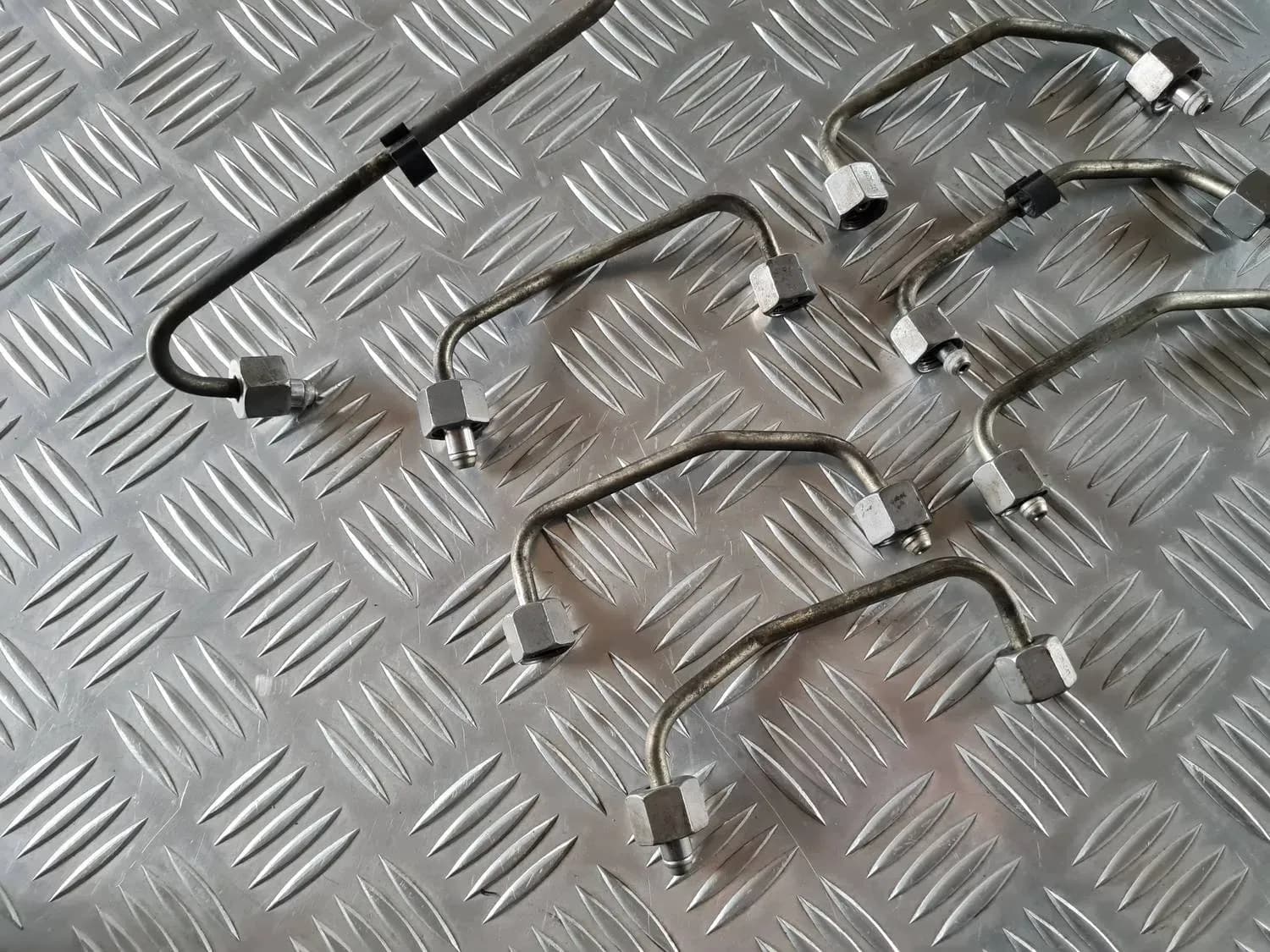 Kraftstoffleitung AUDI A6 2008 - foto 2