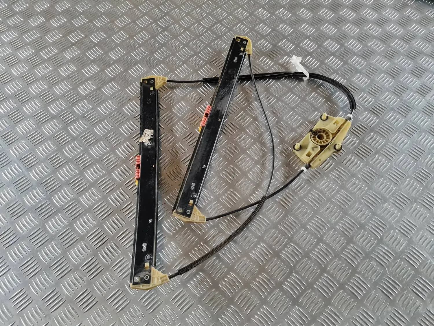 Fensterheber vorne links AUDI A6 2008 - foto 1