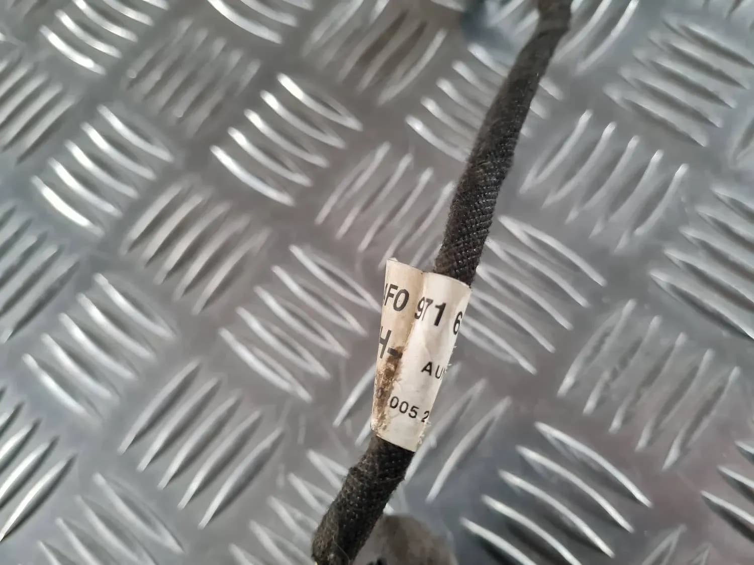 Kabel für elektrischen Fensterhebermotor AUDI A6 2008 - foto 3