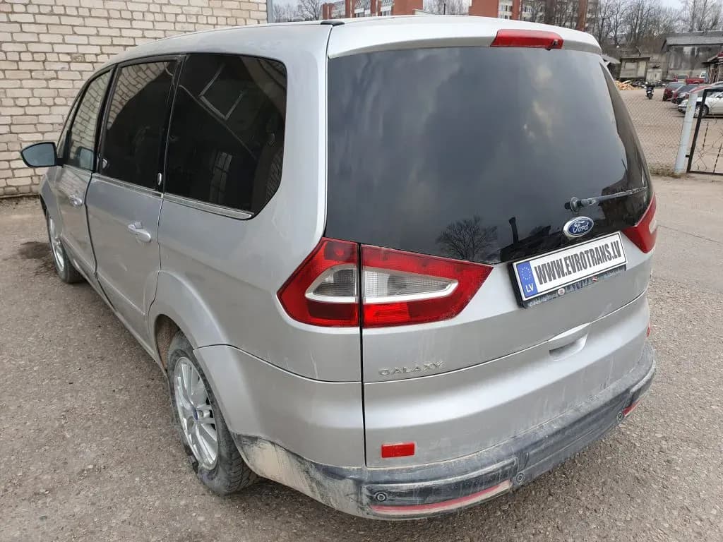 Foto des zerlegten Fahrzeugs 3