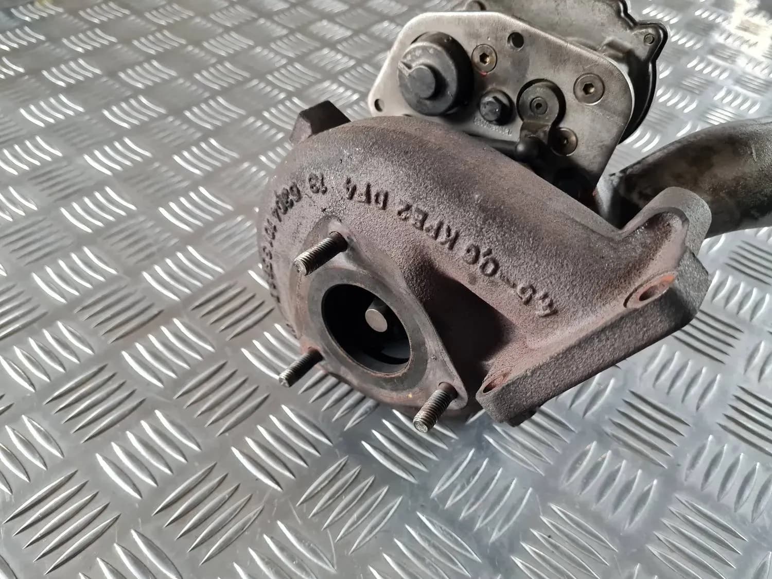 Turbolader AUDI A6 2008 - foto 2