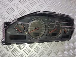 Geschwindigkeitsmesser, Tacho VOLVO V70 2002 SILVER