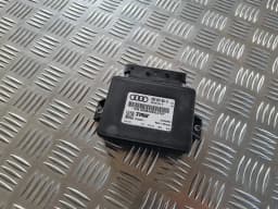 Steuergerät für die Feststellbremse AUDI A4 2010